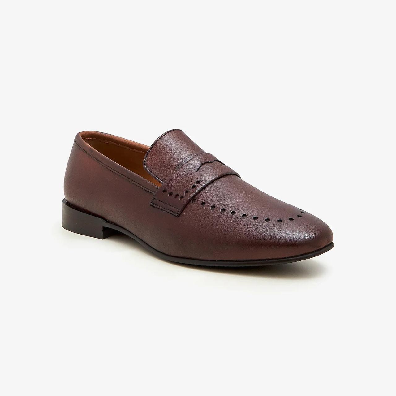 Minimalist dress shoes for men