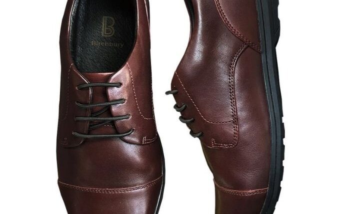 Minimalist dress shoes for men